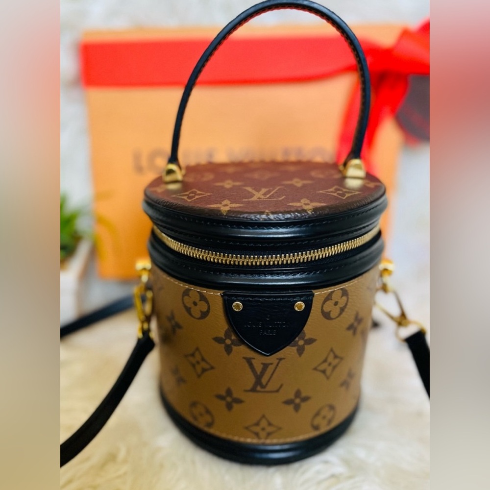 Louis Vuitton Monogram Reverse Handbag - Picture 3 of 14